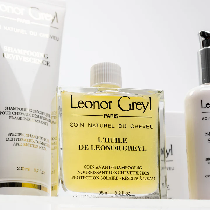 Beauty enhancing oils